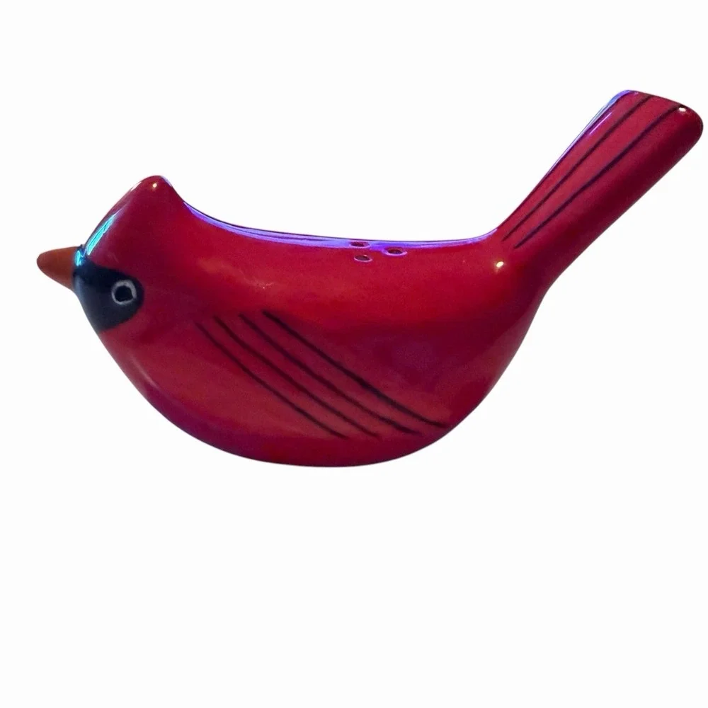 Cardinal Bird Salt & Pepper Shakers Red Ceramic Pair Cottage Farmhouse Decor
